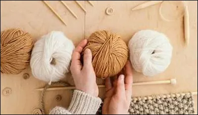 Les mailles que l'on crée au crochet et au tricot sont-elles identiques ?