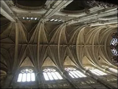 Quelle trompe trouve-t-on dans l'oreille ?