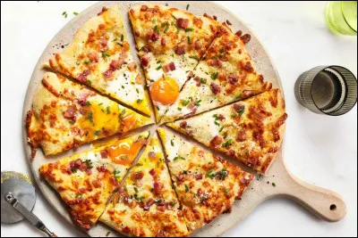 Si les deux cinquièmes d'une pizza valent 12 euros, quel est le prix d'une pizza ?