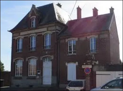 Village Isarien, Le Ployron se situe dans l'ex région ...