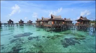 Laquelle de ces mers borde la Malaisie ?