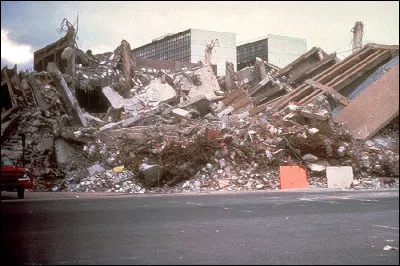 Quel livre d'Amélie Nothomb a reçu le Grand Prix de l'Académie française, en 1999 ?