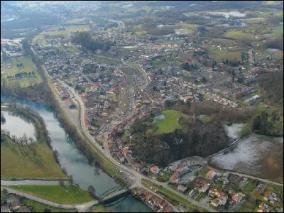 Quelle est cette rivière, longue de 74 km, qui prend sa source dans les Pyrénées à 1 944 m d'altitude, coule vers le nord-ouest et jette dans la Garonne, en rive droite, près de Boussens ?