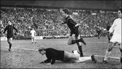 Ce club a été quart de finaliste de la coupe des clubs champions en 1957 puis en 1960 :