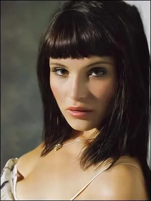 L'une des deux dernires James Bond Girls en date :