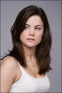Soeur adoptive de Kyle XY :