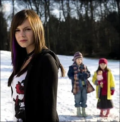 Quel est le domaine de Jonah, le beau-pre de Casey, dans The Children ?