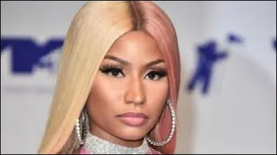 N = Nicki Minaj
A-t-elle déjà fait un featuring avec Ariana Grande ?