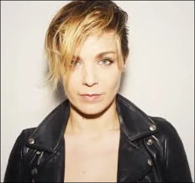 G = Gala
Quelle chanson de Gala est devenue un hymne du football ?