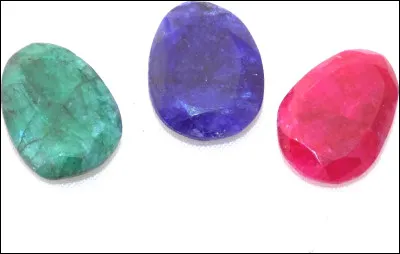 Tu la trouves par hasard, il en manque deux et ce ne sera pas aussi facile, sans risque et rapide, pour la pierre de l'air tu devras affronter un de tes pires cauchemars, lequel choisis-tu ?