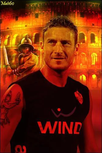 Lequel de ces surnoms appartient à Francesco Totti ?