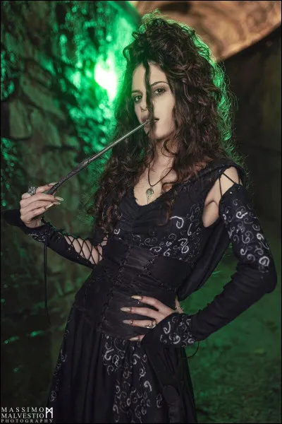 Avec quel sortilège Bellatrix a-t-elle tué Sirius Black ?