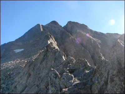 A quelle altitude situez-vous le point culminant du d&eacute;partement ?