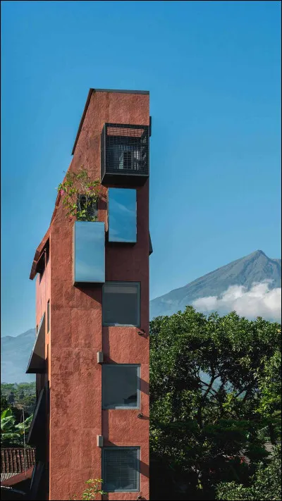 Quel est l'hôtel le plus étroit du monde ?