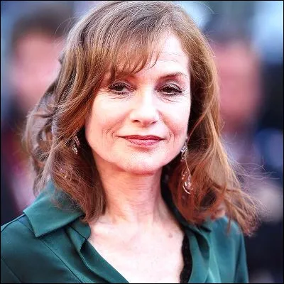 Quelle actrice affronte Isabelle Huppert dans le film "Blanche comme neige" ?