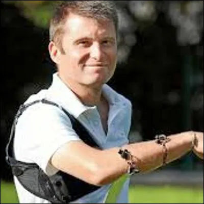 Dans quel sport, pratiqué en compagnie, Sébastien Flute a-t-il été champion olympique ?