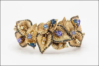 Que préfère-tu comme bijou ?