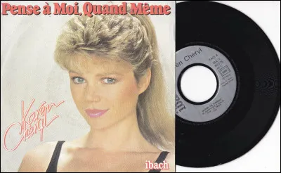 Karen Cheryl chante "Pense à moi quand même".