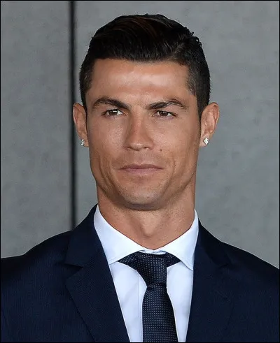 Cristiano Ronado a obtenu combien de titres de la Ligue des champions ?