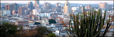 De quel pays d'Afrique Harare est-elle la capitale ?