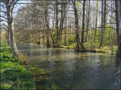 Quel est ce fleuve côtier, long de 72 km, qui prend sa source dans le département de l'Oise puis coule vers le nord-ouest, matérialisant la frontière entre Normandie et Picardie, avant de se jeter dans la Manche ?