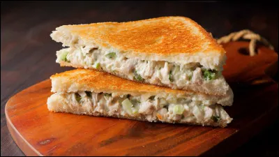 Ton ami(e) a oubli&eacute; de se faire un sandwich et il/elle demande s'il/elle peut avoir une petite partie du tien... que fais-tu ?