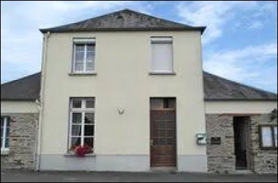 Ancienne commune de l'arrondissement de Saint-Lô, Notre-Dame-d'Elle se situe dans le département ...