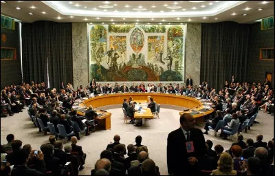 Combien d'États membres permanents composent le Conseil de sécurité de l'ONU ?