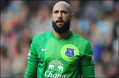 De quel syndrome neurologique l'Américain Tim Howard est-il porteur depuis l'enfance ?