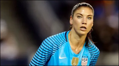 Avec quelle équipe nationale Hope Solo a-t-elle été championne du monde en 2015 ?