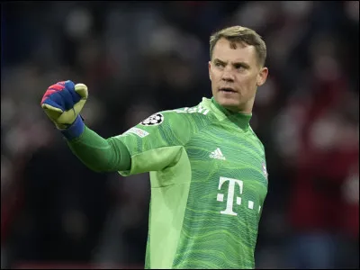 Qui est ce gardien de but allemand, champion du monde en 2014 et capitaine du Bayern Munich ?