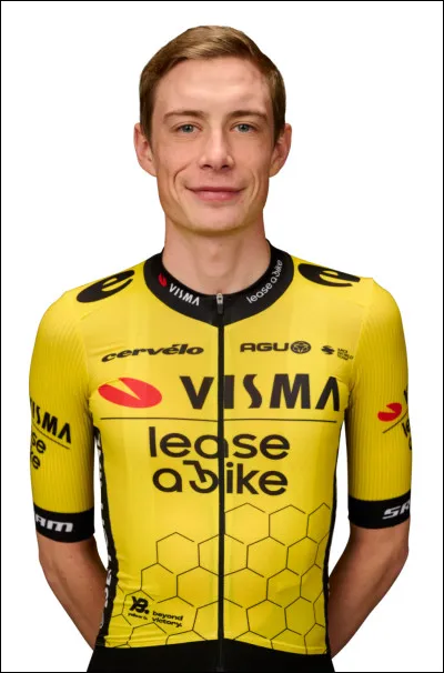 Quel est le sport de Jonas Vingegaard ?