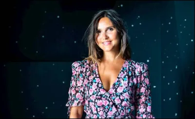 A quelle chanteuse doit-on le titre "Bonjour, au revoir", en 2022 ?