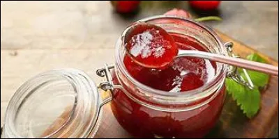 Un État est coupé en deux parties inégales par une mer, quelle est cette mer ?