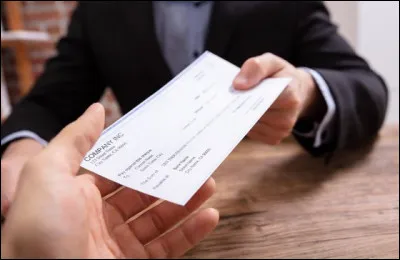 Comment se nomme un chèque où le nom du bénéficiaire n'apparait pas ?