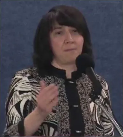 Qui est cette célébrité dont les initiales sont C.Y., journaliste américaine d'origine russe spécialiste des problèmes de viols et de féminité ?