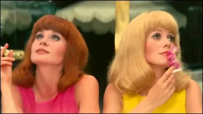 Catherine Deneuve et Françoise Dorléac ont joué ensemble dans le film "Les Demoiselles de Rochefort". Quelle est la plus âgée des deux ?