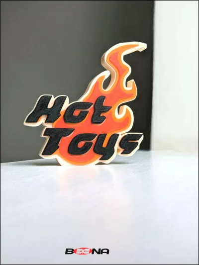 Quelle est l'autre marque de figurines ?