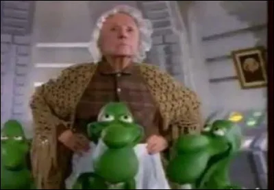 Quel était le prénom de licône de Lustucru enlevée par des extraterrestres verts curieux de goûter à ses pâtes aux ufs frais ?