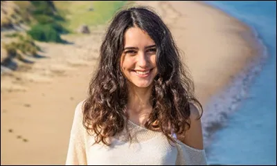 Retrouvez le prénom de l'actrice Espinosa :