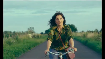 Qui est cette r&eacute;alisatrice fran&ccedil;aise ?