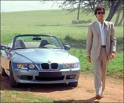 Dans le film "GoldenEye" la rupture avec les voitures anglaises est consommée. Quelle est cette auto de l'espion secret ?