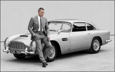 Dans quel film, la mythique Aston Martin DB5 fait-il son retour ?