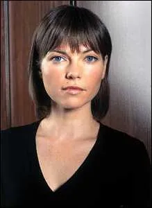 Aprs avoir tent de survivre dans un 'Cube', elle est devenue la femme du shriff Bannerman dans 'Dead Zone' :