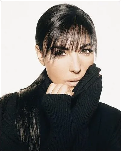 Elue 'femme la plus sexy du monde' par les Franais :