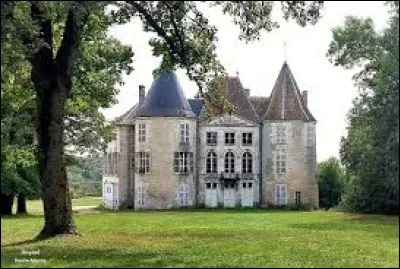 Voici le château de Reynel. Village Haut-Marnais, il se situe en région ...