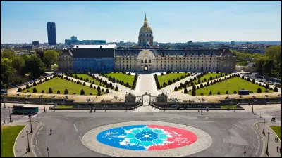Dans quelle ville le rond-point du Bleuet-de-France est-il situé ?