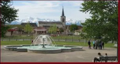 Ville de l'aire urbaine Tarbaise, traversée par l'Adour, Séméac se situe dans le département ...