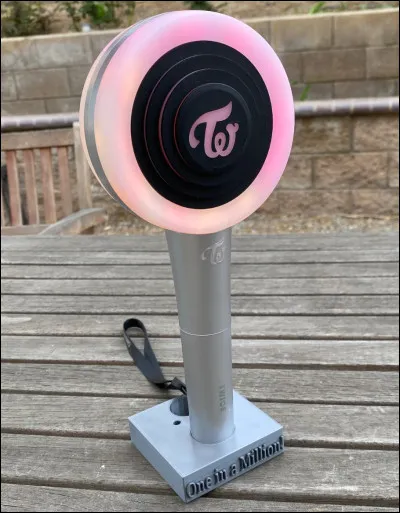 Et celui-là, à quel groupe appartient-il ?