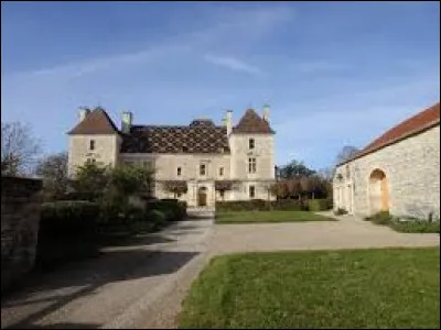 Je vous emm&egrave;ne en Bourgogne-Franche-Comt&eacute; &agrave; la d&eacute;couverte du ch&acirc;teau de Jouancy. Petit village de 27 habitants, dans l'arrondissement d'Avallon, il se situe dans le d&eacute;partement ...